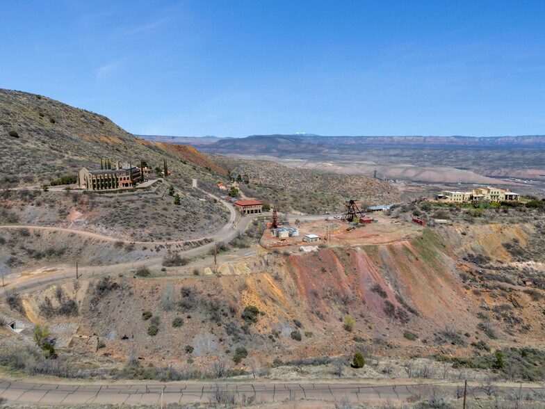 More Photos Of 222 First Ave, Jerome Multifamily For Sale