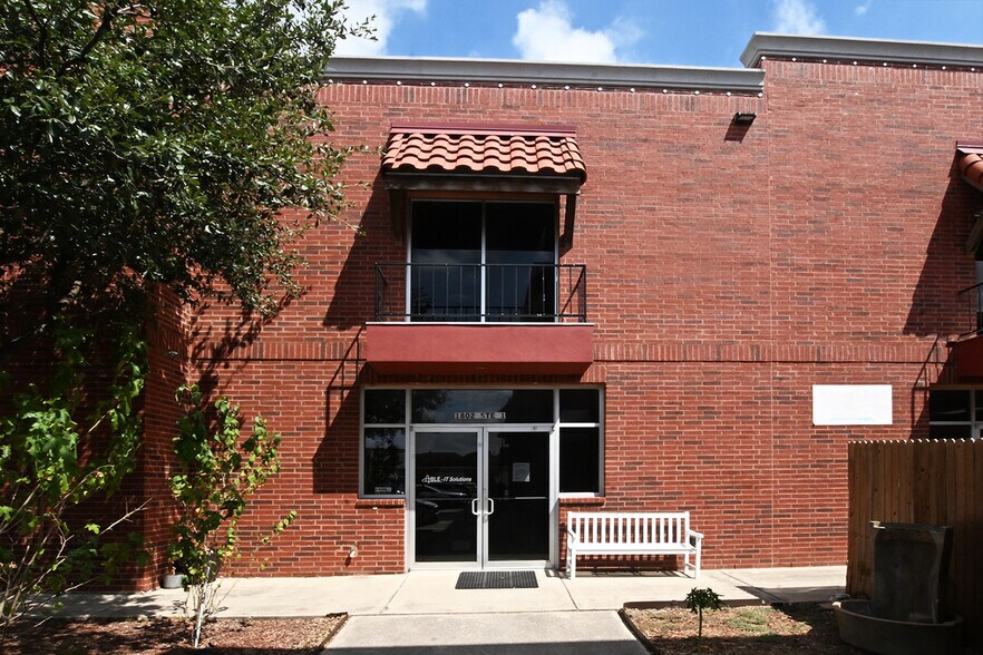 More Photos Of 1802 Industrial Blvd, Colleyville Office For Lease