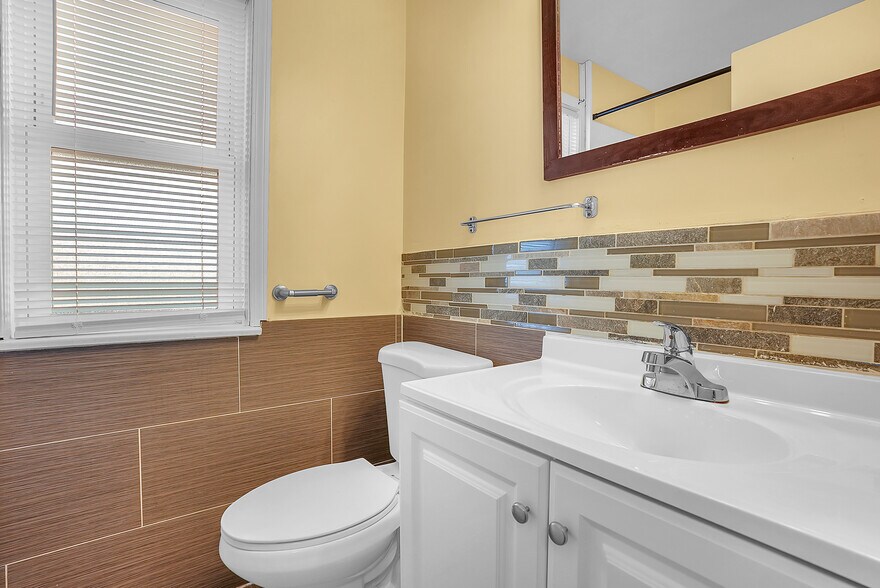 More Photos Of 8206 Highland Pl, Munster Multifamily For Sale