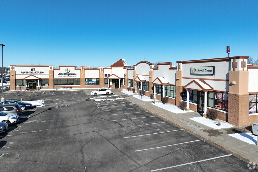 More Photos Of 159-183 7th Ave S, Waite Park Freestanding For Lease