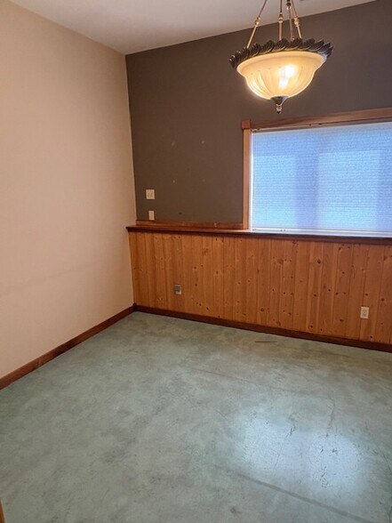 More Photos Of 338 NW 85th St, Seattle Office For Sale