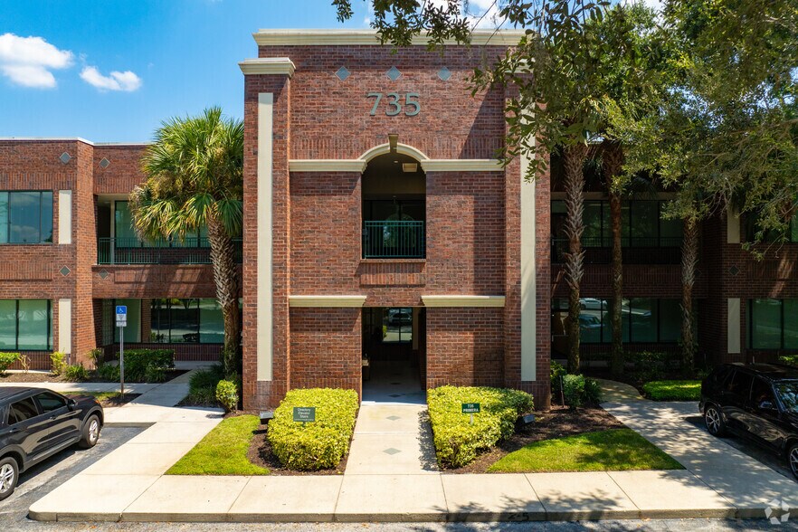 More Photos Of 725 Primera Blvd, Lake Mary Unknown For Lease