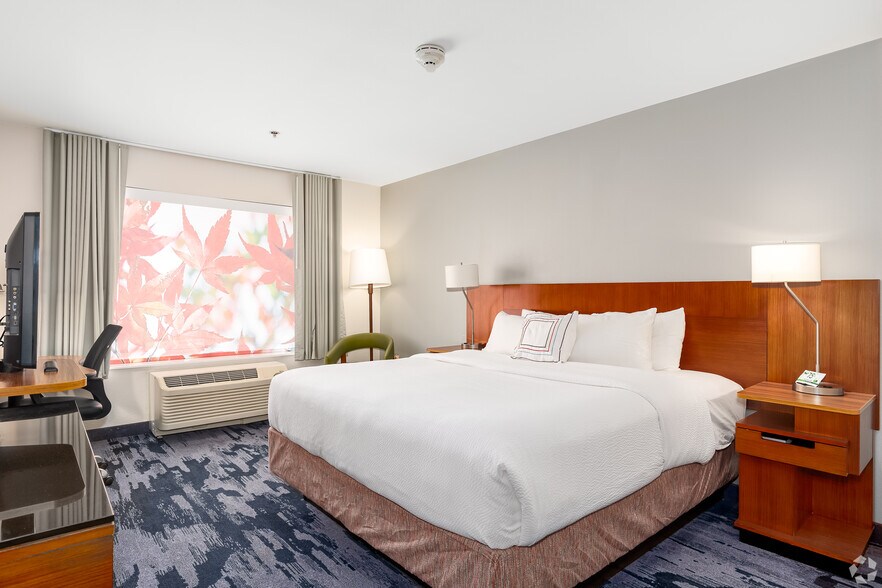 More Photos Of 6851 West Fwy, Fort Worth Hotel For Sale