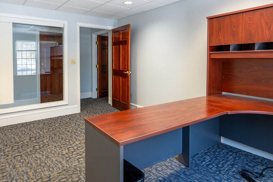 More Photos Of 80 Washington St, Norwell Office For Lease