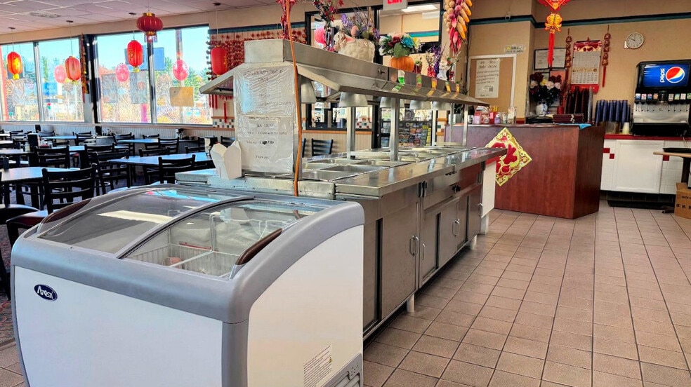 More Photos Of 630 S Frontage Rd, Wisconsin Dells Fast Food For Sale