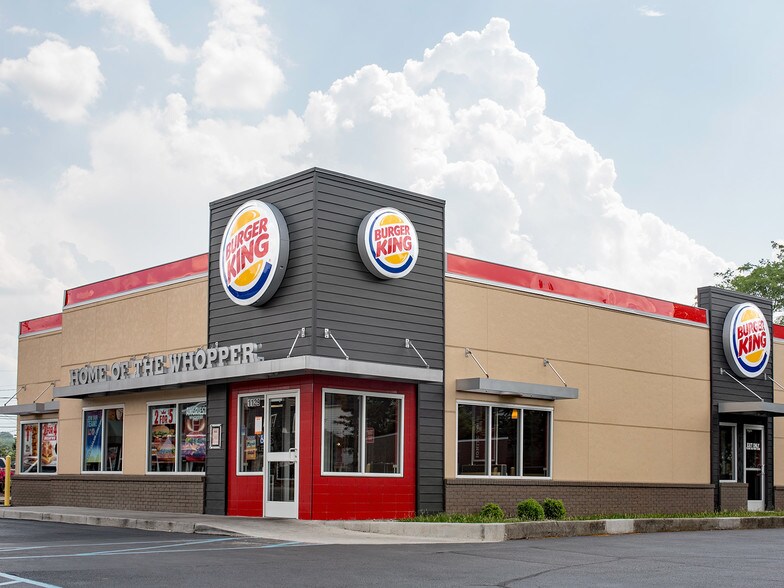 Primary Photo Of 195 US 321 Byp, Winnsboro Fast Food For Sale