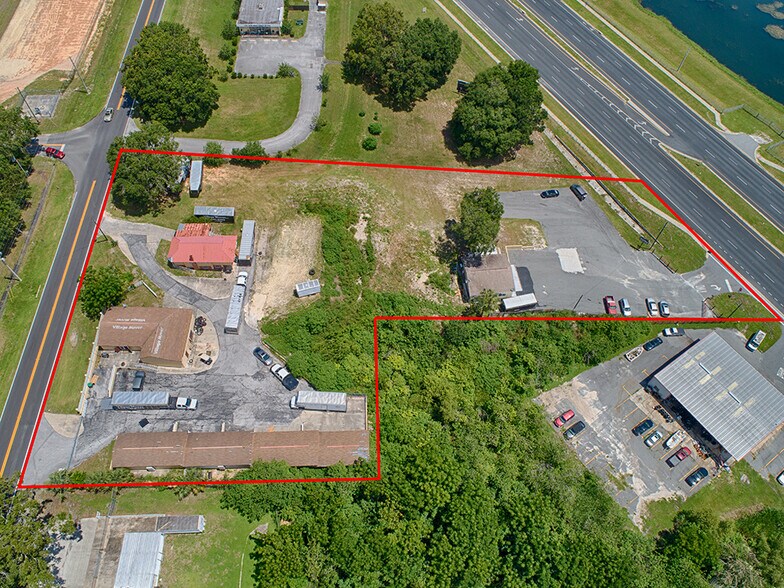 More Photos Of 611 N Dixie Ave, Fruitland Park Self Storage For Sale
