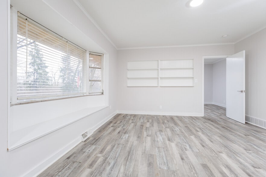 More Photos Of 4577 Olentangy River Rd, Columbus Apartments For Sale
