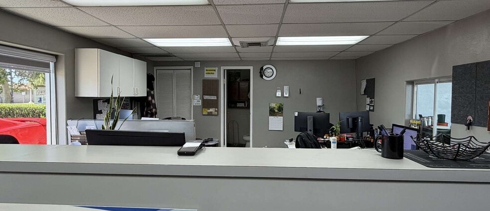 More Photos Of 1880 Sinaloa Rd, Simi Valley Auto Repair For Sale