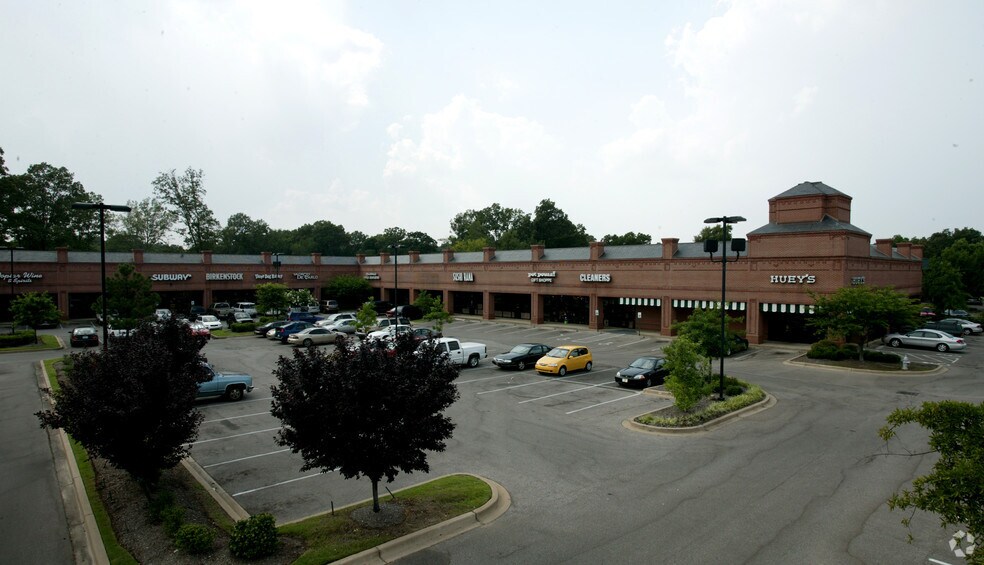 More Photos Of 2130 W Poplar, Collierville General Retail For Lease