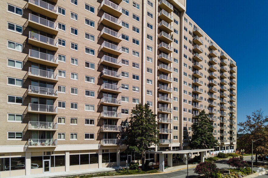 More Photos Of 1225 Martha Custis Dr, Alexandria Apartments For Sale