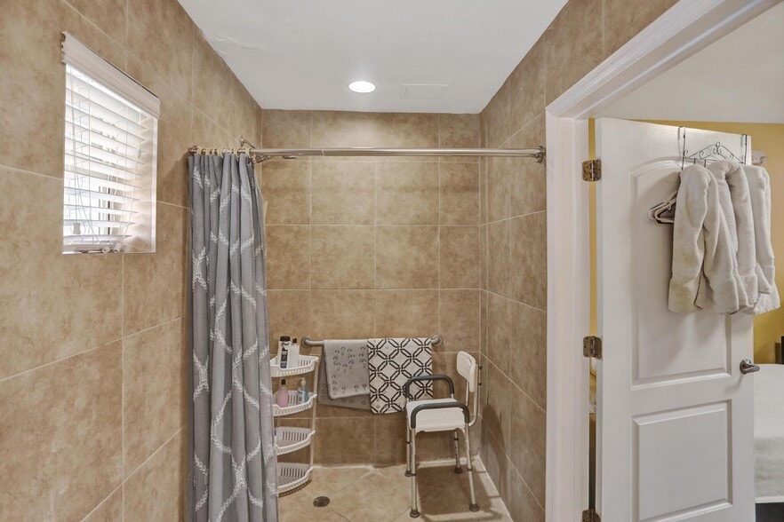 More Photos Of 1722 Madison St, Hollywood Assisted Living For Sale