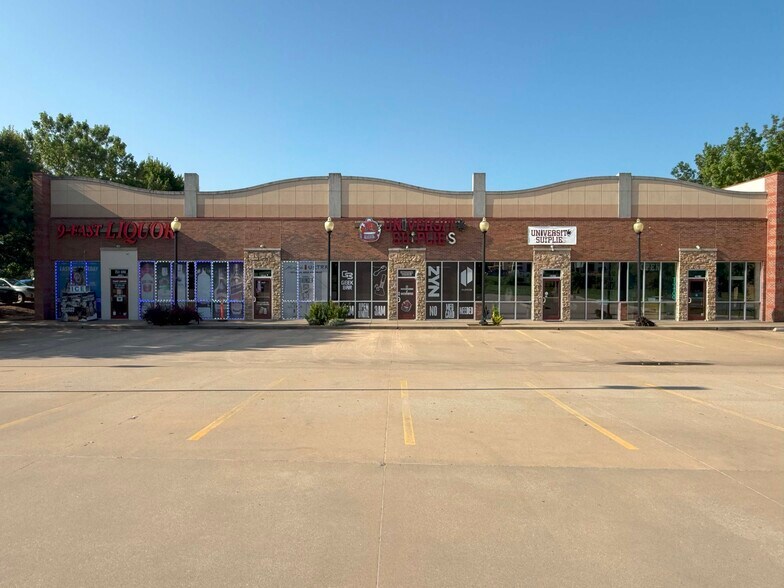 More Photos Of 751 Canadian Trails Dr, Norman General Retail For Lease