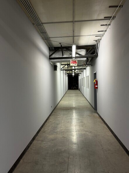 More Photos Of 1202 Industrial Dr, Warsaw Industrial For Sale