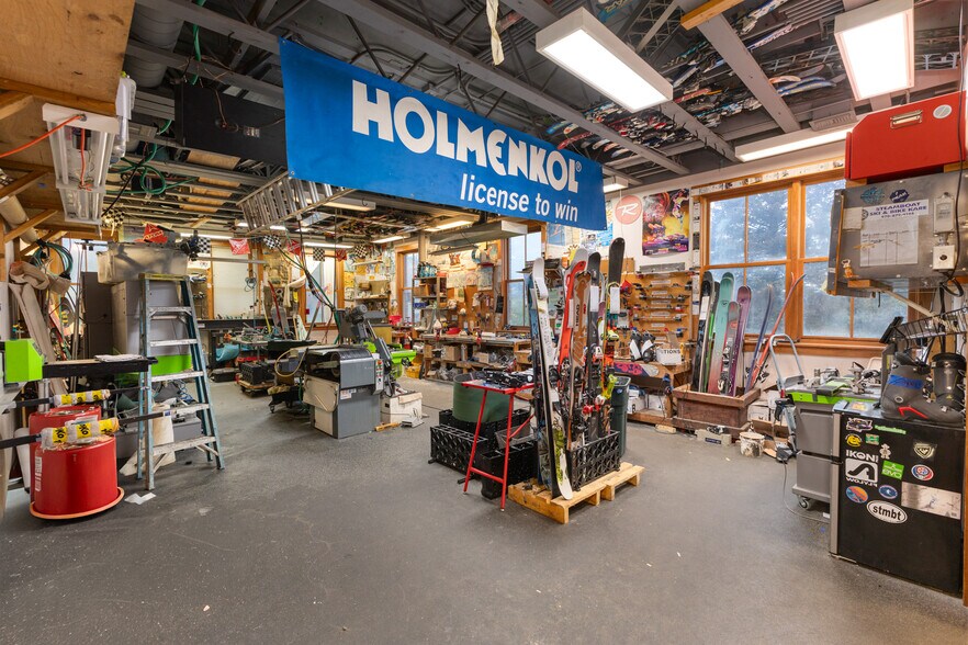 More Photos Of 442 Lincoln Ave, Steamboat Springs Flex For Sale