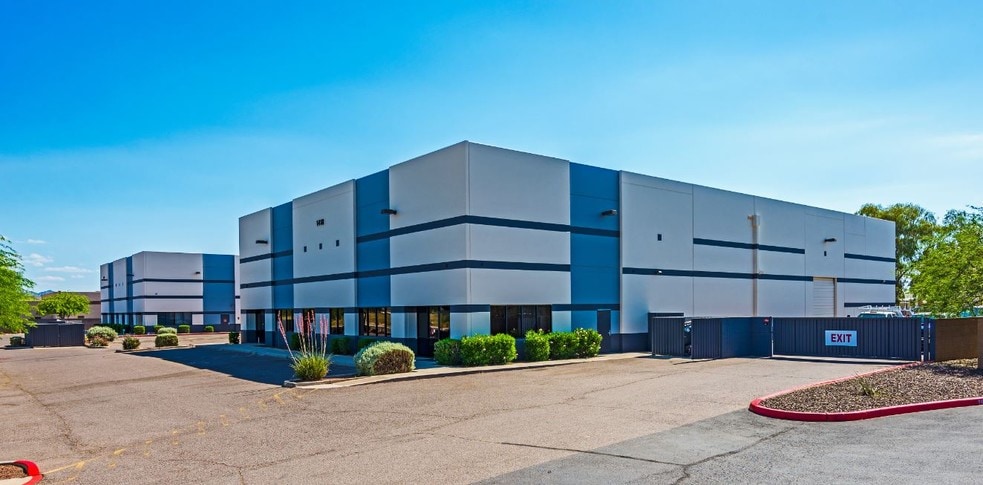 Primary Photo Of 1418 N Eliseo C Felix Jr Way, Avondale Warehouse For Lease