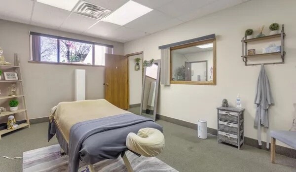 More Photos Of 2175 N Academy Cir, Colorado Springs Medical For Lease