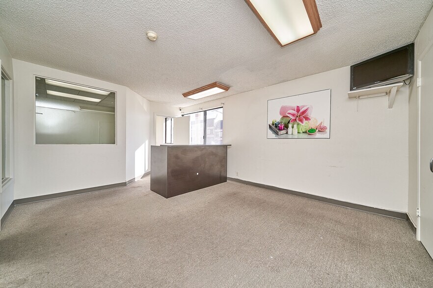 More Photos Of 3361 W 1st St, Los Angeles Unknown For Lease
