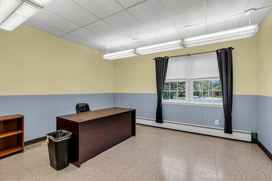 More Photos Of 62 Hance Ave, Tinton Falls Schools For Lease