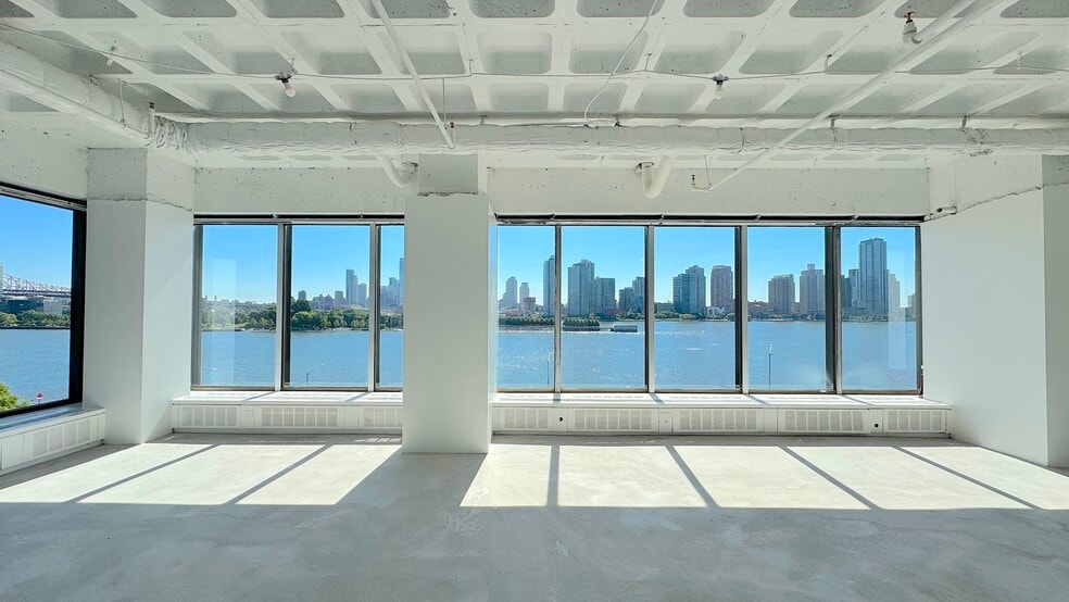 More Photos Of 866 United Nations Plz, New York Office For Lease