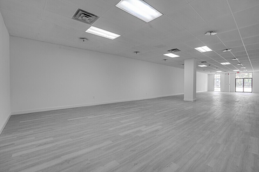 More Photos Of 1000 Caruso Blvd, Slidell Storefront For Lease
