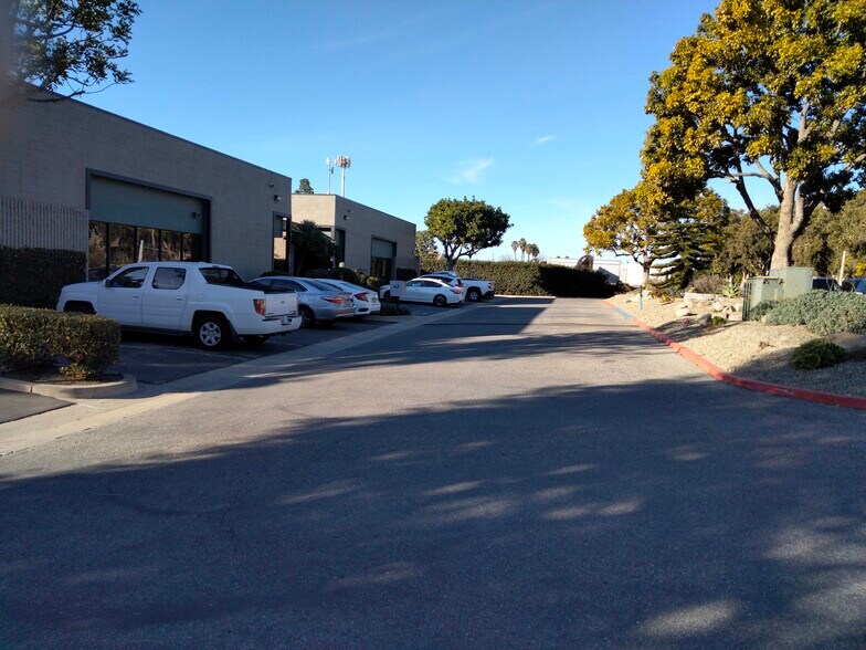 More Photos Of 4848 Colt St, Ventura Manufacturing For Sale