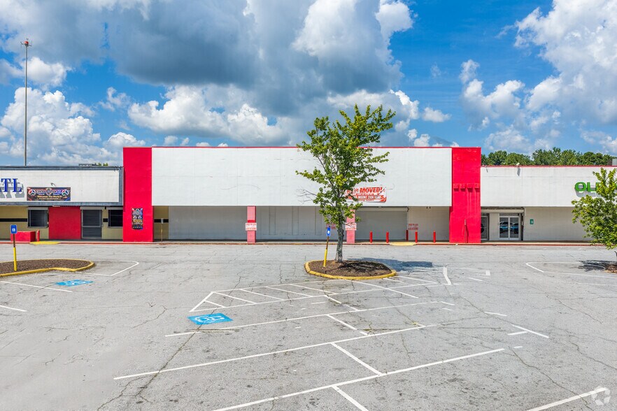 More Photos Of 4827-4903 Old National Hwy, College Park General Retail For Lease