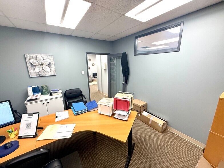 More Photos Of 4351 104th Ave SE, Calgary Warehouse For Sale