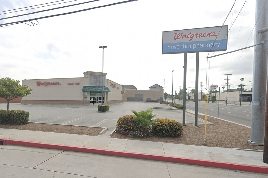 More Photos Of 14250 Prairie Ave, Hawthorne Freestanding For Lease