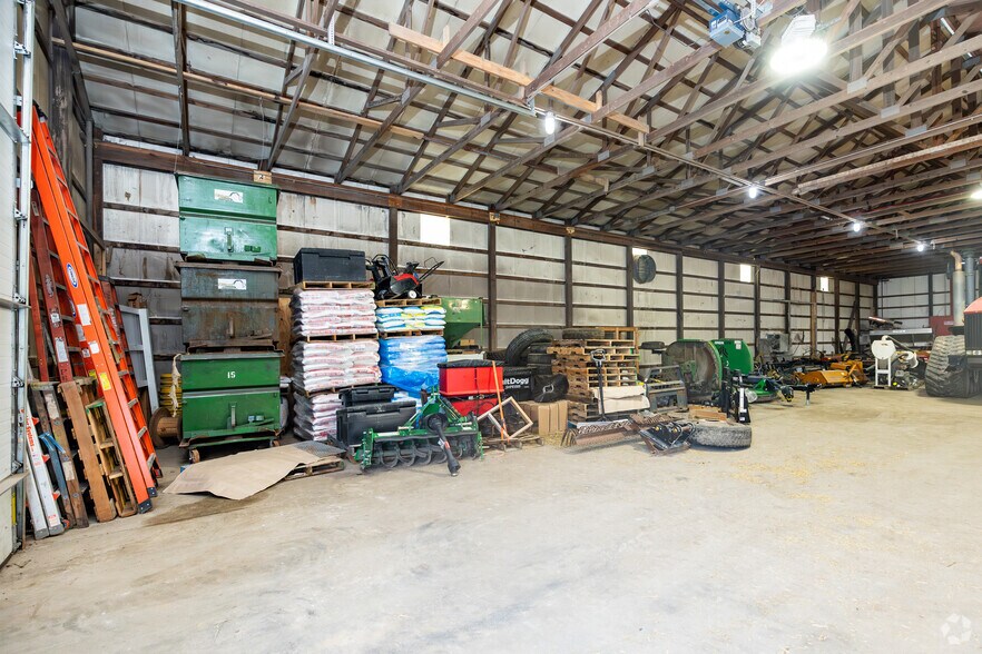 More Photos Of 240 E Industrial Pky, Fayette Manufacturing For Lease