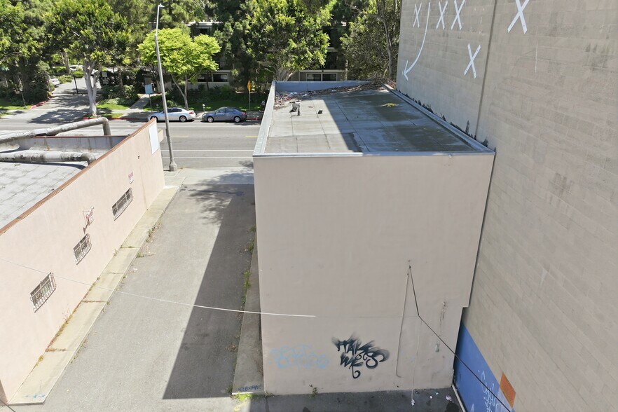 More Photos Of , Inglewood Office For Sale