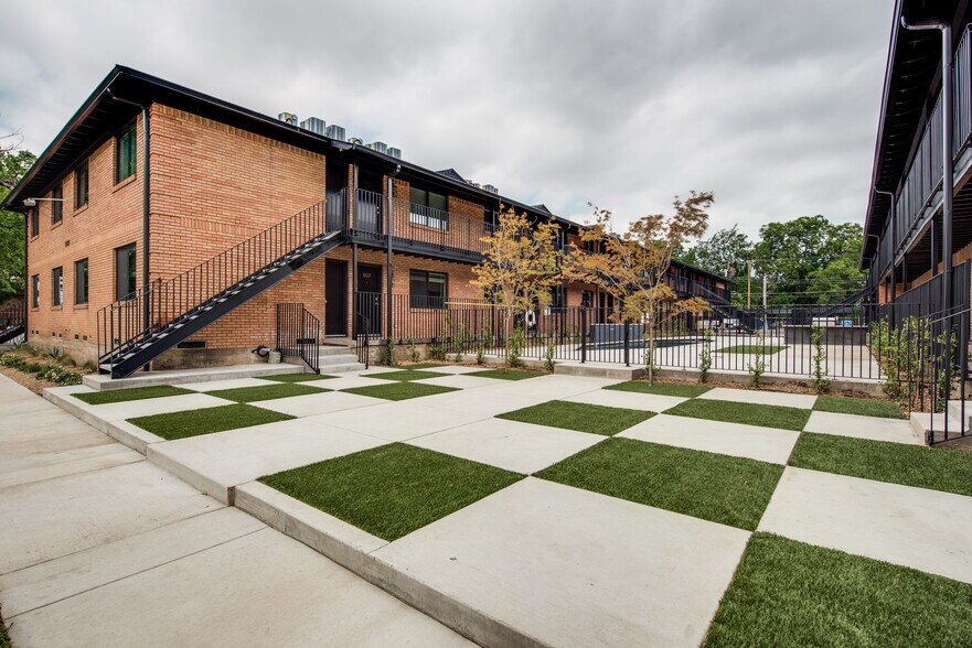 More Photos Of 5103-5111 Live Oak St, Dallas Apartments For Sale