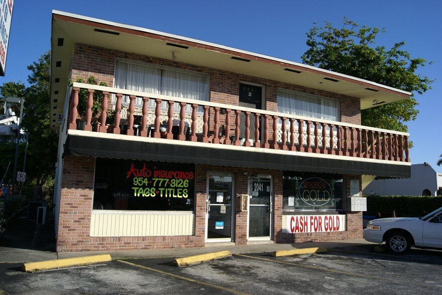 More Photos Of 2041 W Oakland Park Blvd, Oakland Park Storefront Retail Residential For Lease