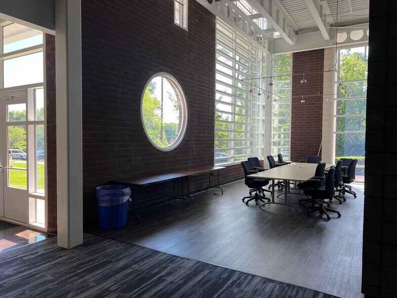 More Photos Of 5310 S Alston Ave, Durham Medical For Lease