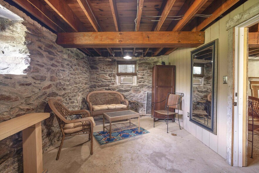 More Photos Of 1902 Jefferson Pike, Brunswick Lodge Meeting Hall For Lease