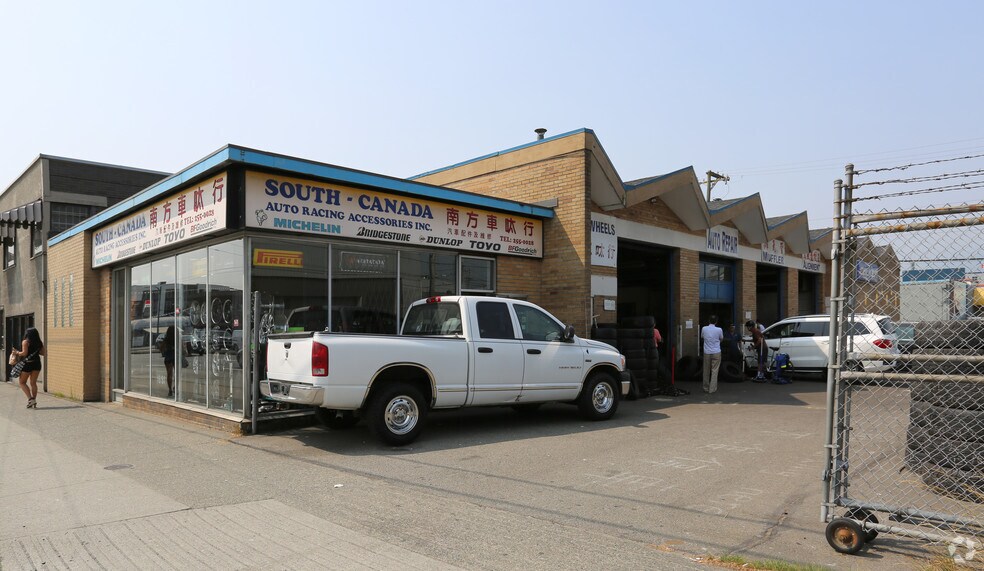 More Photos Of 1661 E Hastings St, Vancouver Warehouse For Lease