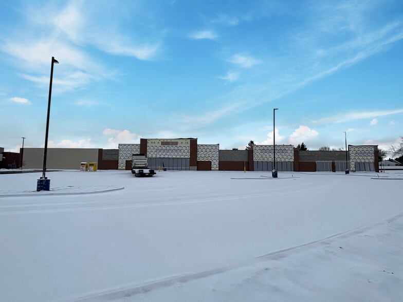Primary Photo Of NEC Saginaw Rd & Bella Vista Rd, Grand Blanc Unknown For Lease