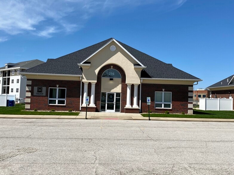 Primary Photo Of 216 Evergreen Ln, Glen Carbon Medical For Lease