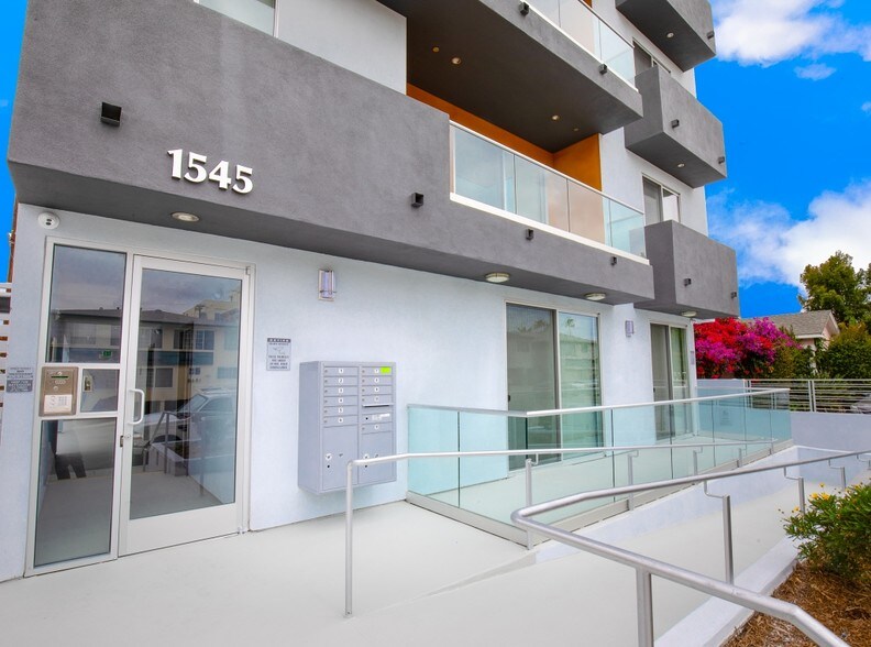 More Photos Of 1545 S Fairfax Ave, Los Angeles Apartments For Sale