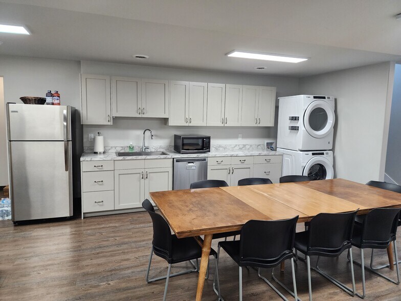 More Photos Of 1236 Bond Ave, Rexburg Medical For Sale