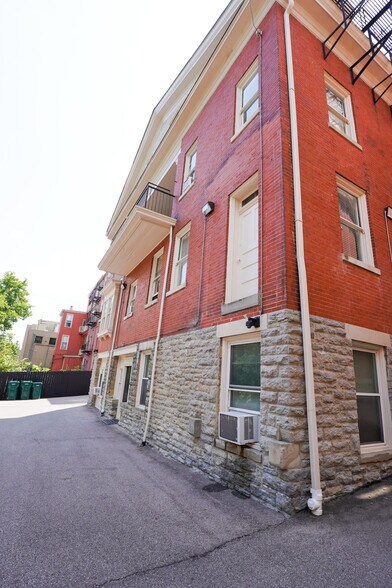 More Photos Of 2404 Auburn Ave, Cincinnati Apartments For Sale