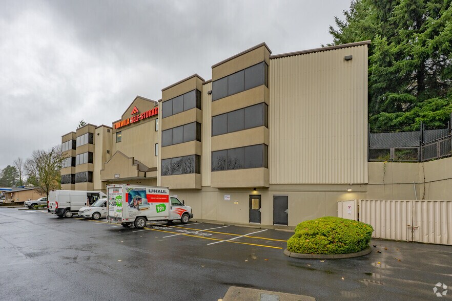 More Photos Of 5950 Southcenter Blvd, Tukwila Self Storage For Sale