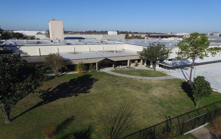 More Photos Of 4849 Cranswick Rd, Houston Warehouse For Lease