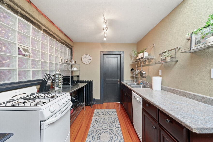 More Photos Of 114 Colorado Ave, Pueblo Apartments For Sale