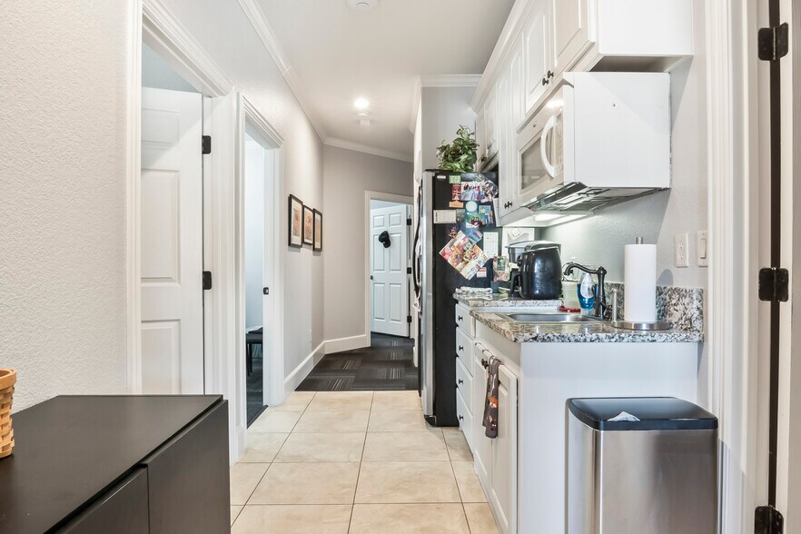 More Photos Of 4109 Gateway Ct, Colleyville Medical For Sale