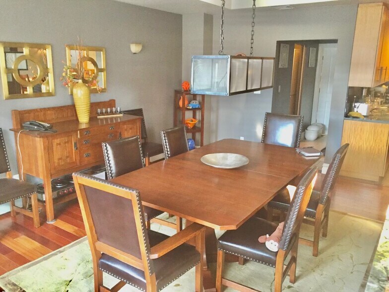 More Photos Of 3129 Perry Ave, Bronx General Retail For Sale