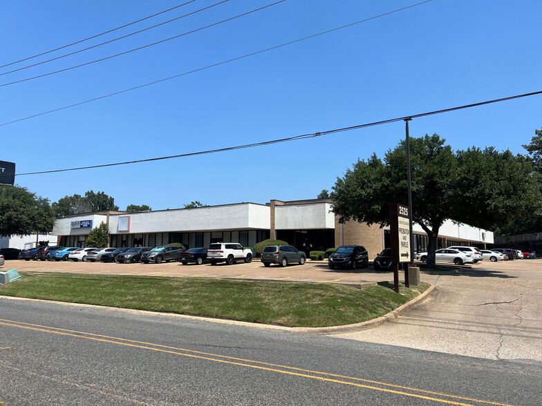More Photos Of 2525 Youree Dr, Shreveport Office For Sale