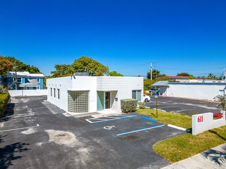 More Photos Of 611 NE 13th St, Fort Lauderdale Loft Creative Space For Lease