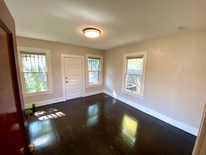 More Photos Of 78 San Marcos St, Austin Office Residential For Lease