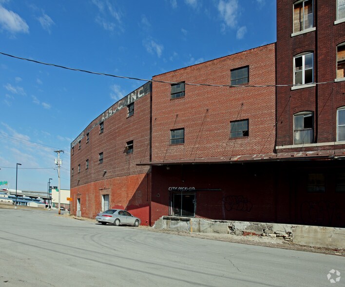 More Photos Of 811 Santa Fe St, Kansas City Warehouse For Sale